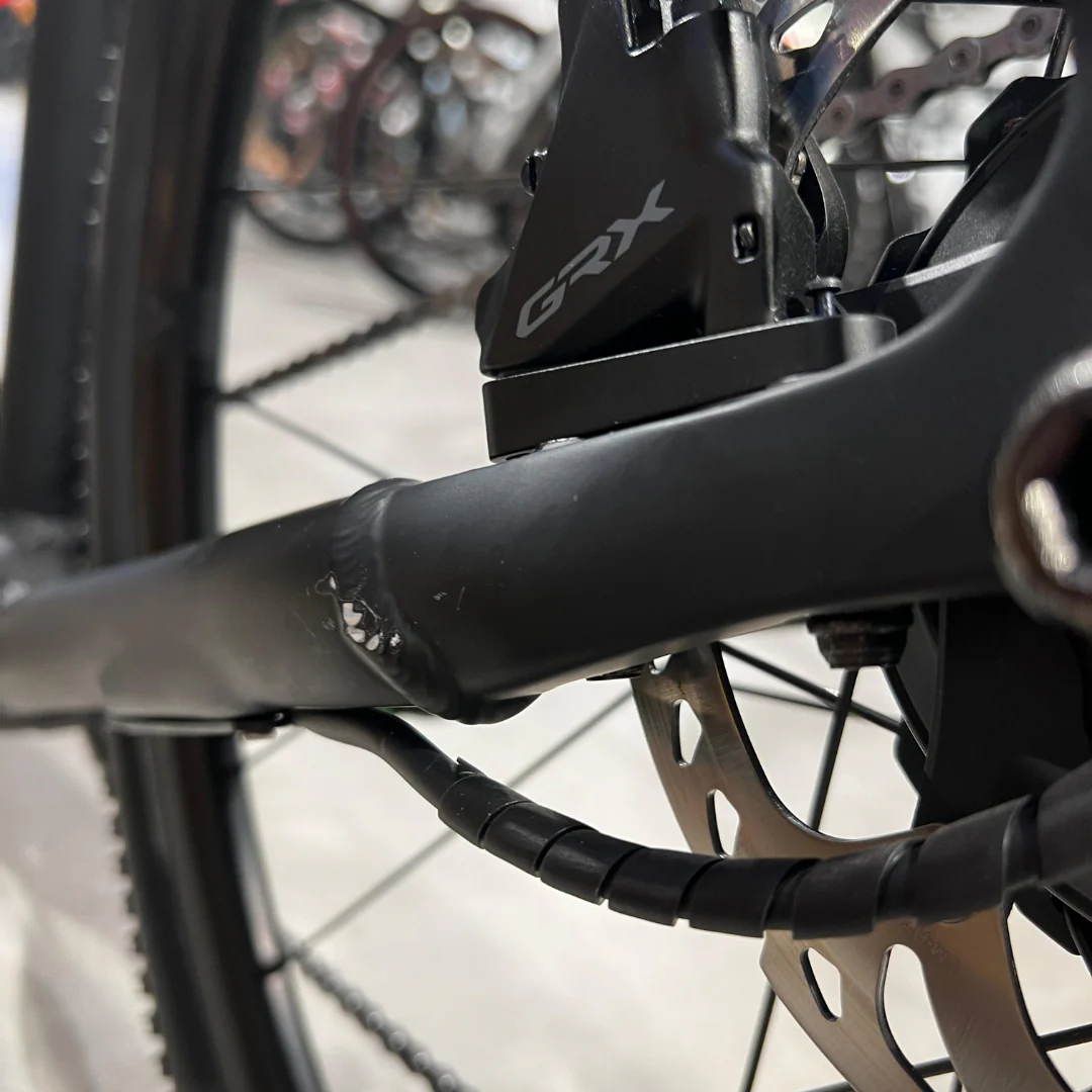 Bicicletta Bianchi e-Impulso Gravel GRX 600 1x11sp - Nero/Grigio - Image 3