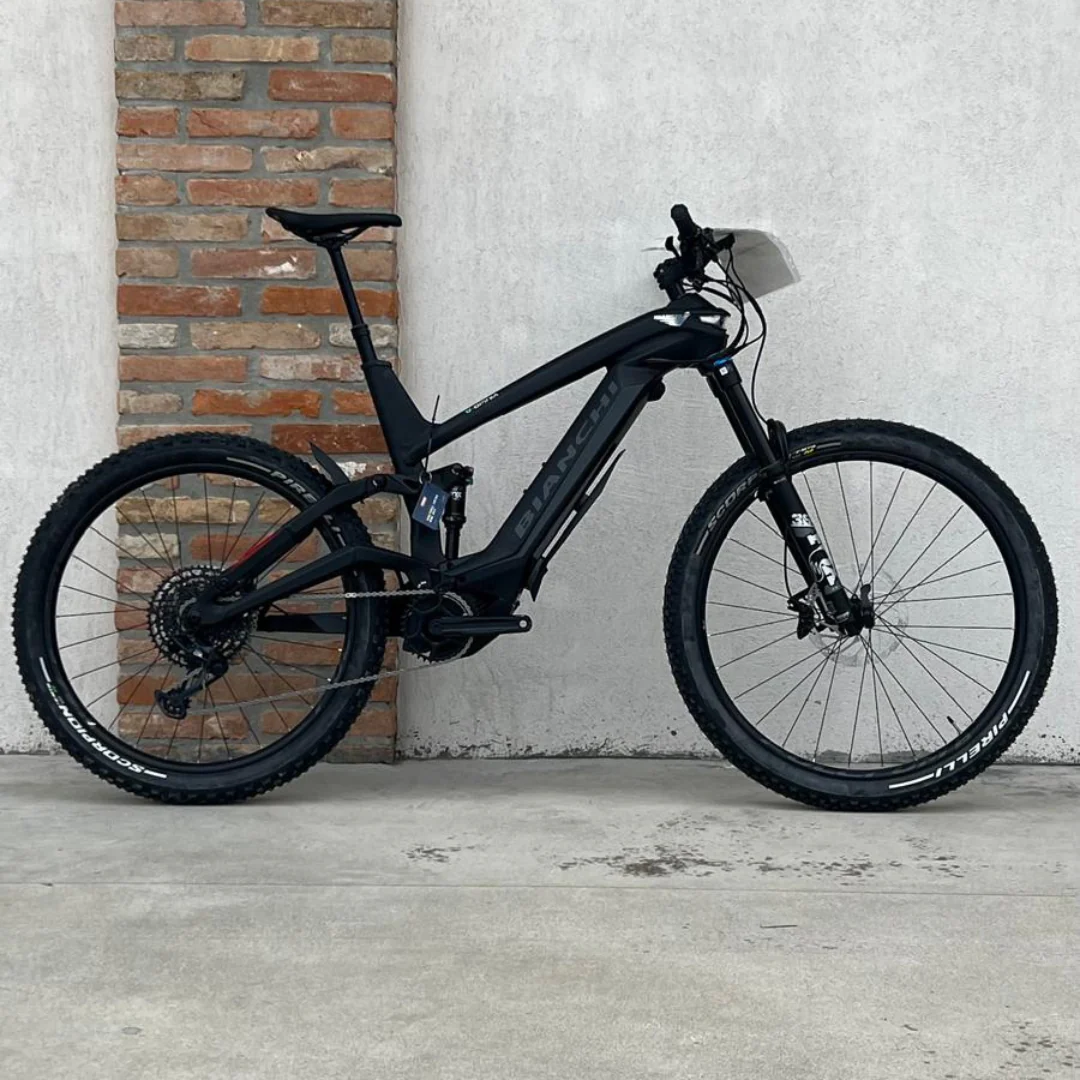 Bicicletta Bianchi e-Omnia FX-Type GX 12v - Nero