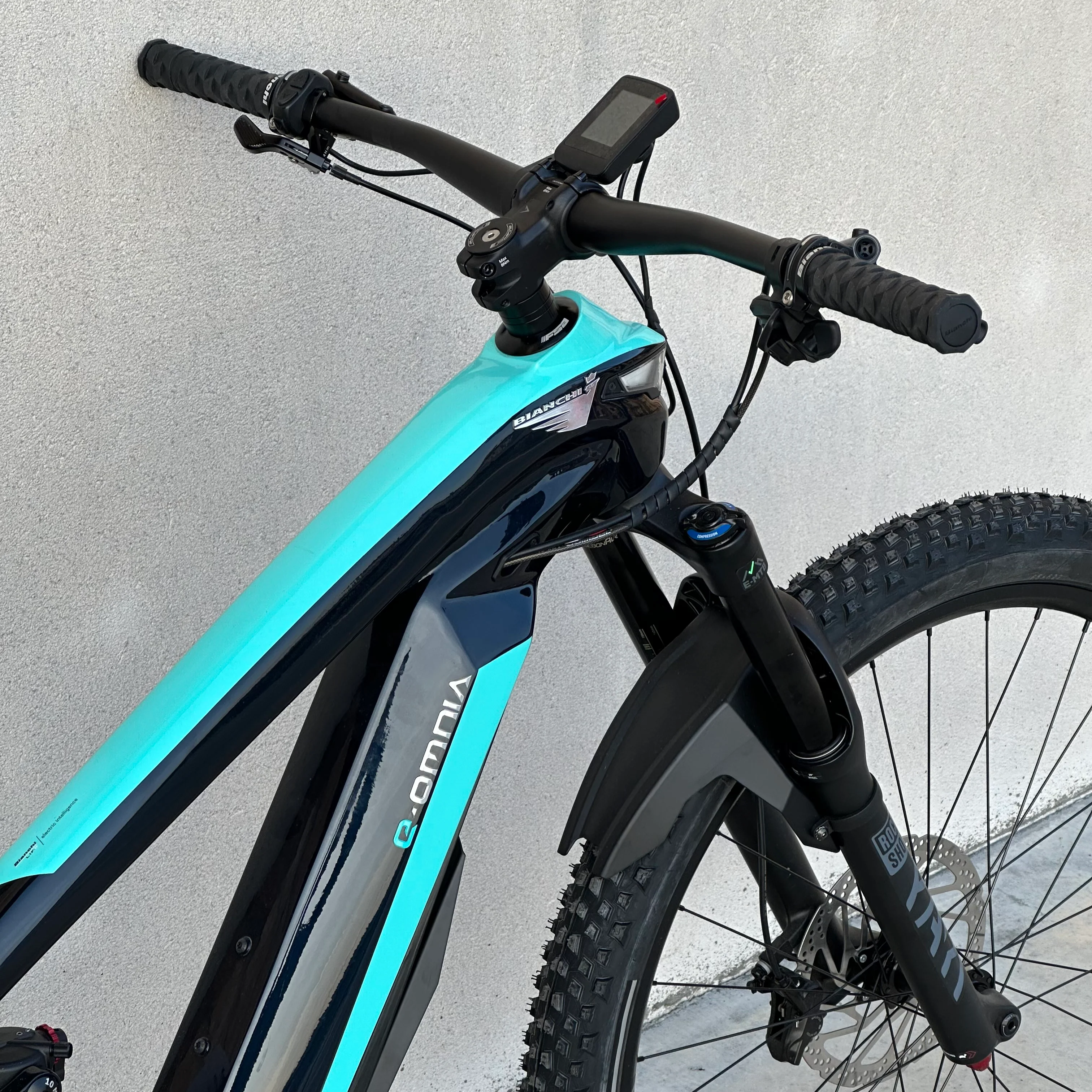 Bicicletta Bianchi E-OMNIA FX-Type OLI GX 12sp - Blu/Celeste  - Demo - Image 6