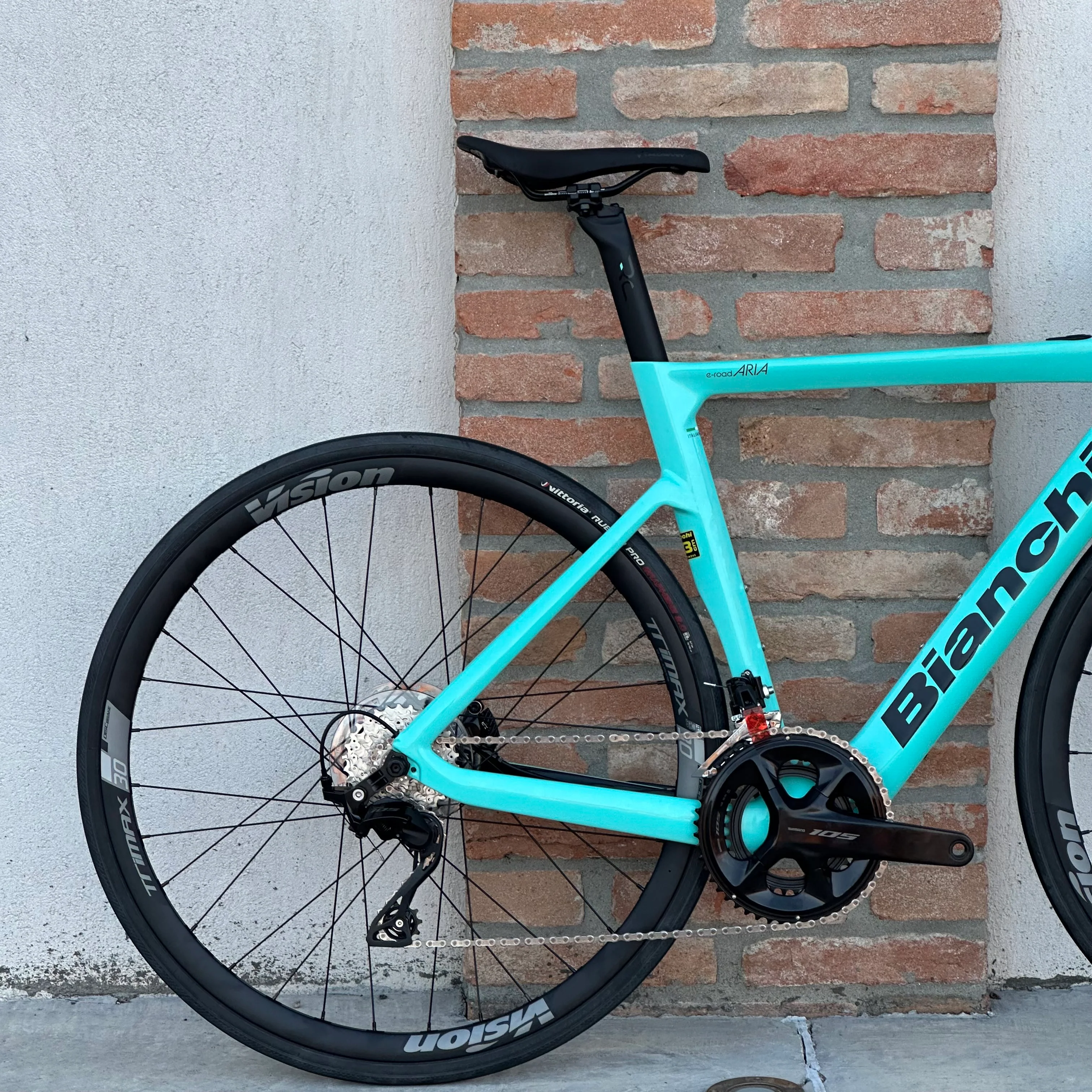 Bicicletta Bianchi E Road Aria 105 12v - Celeste - Demo - Image 5