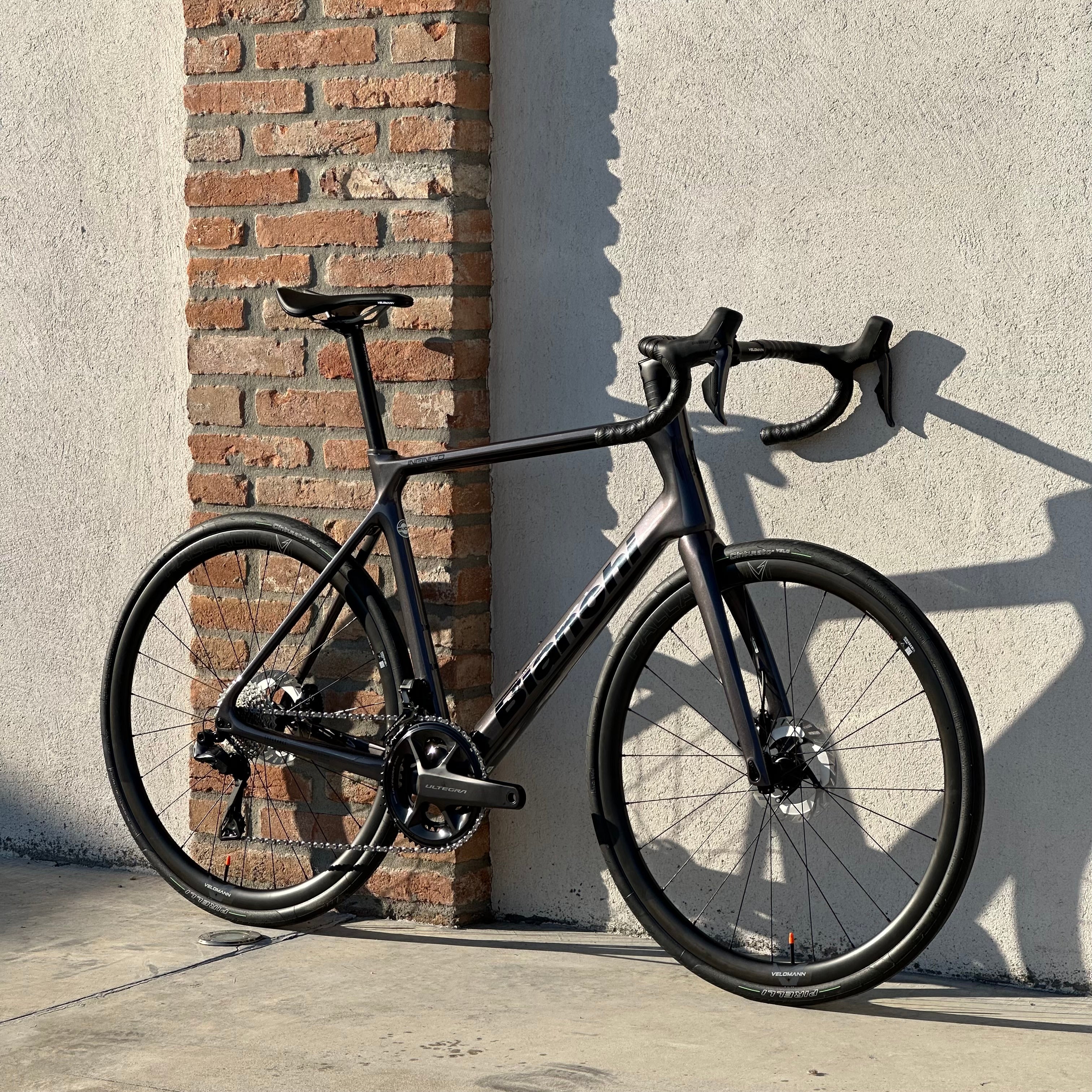 Bicicletta Bianchi Infinito Comp Ultegra Di2 - Viola Cangiante - Demo - Image 2