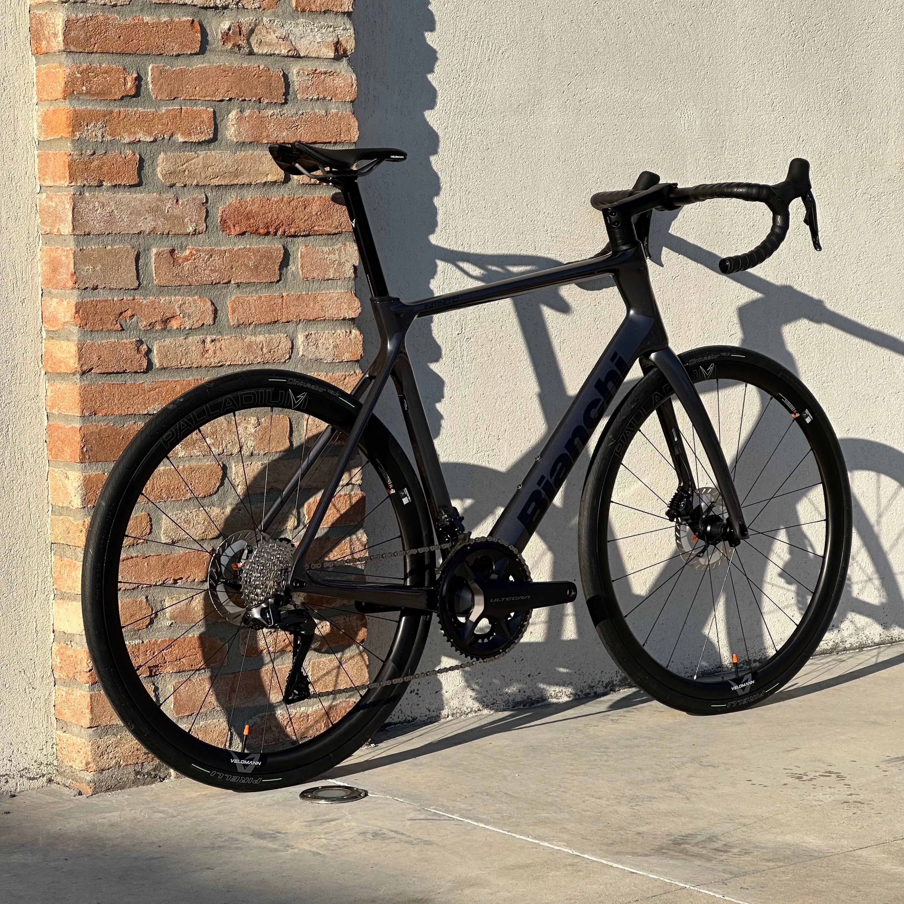 Bicicletta Bianchi Infinito Comp Ultegra Di2 - Viola Cangiante - Demo - Image 3