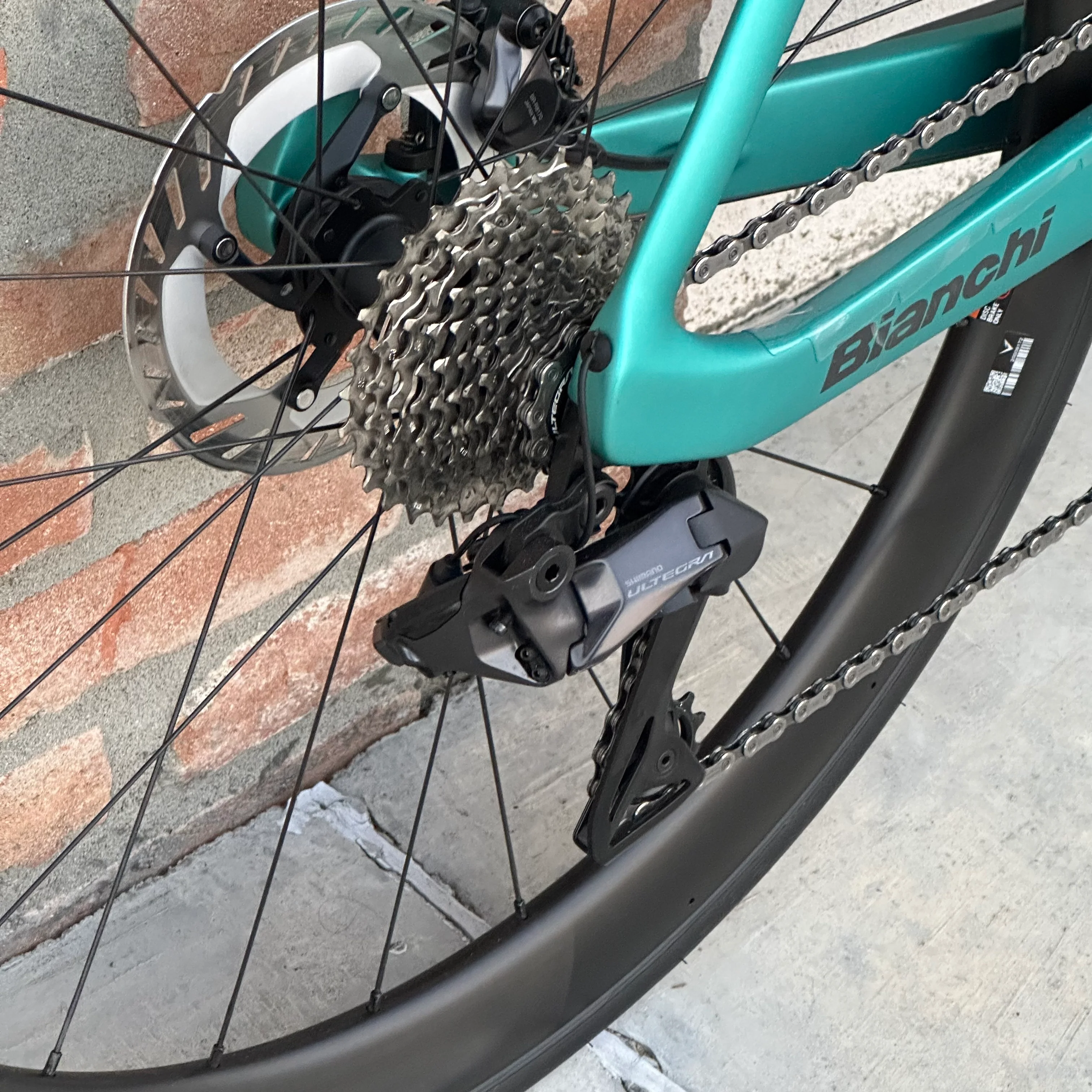 Bicicletta Bianchi Oltre Pro Ultegra Di2 - Celeste - Demo - Image 7