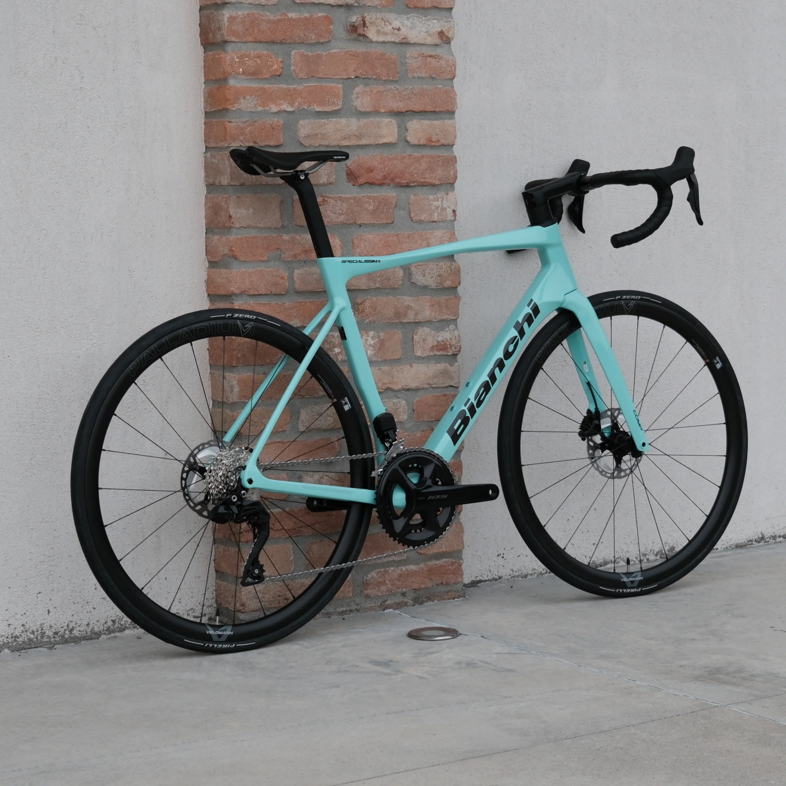 Bicicletta Bianchi Specialissima Comp 105 di2 12v - Celeste - Demo - Image 3