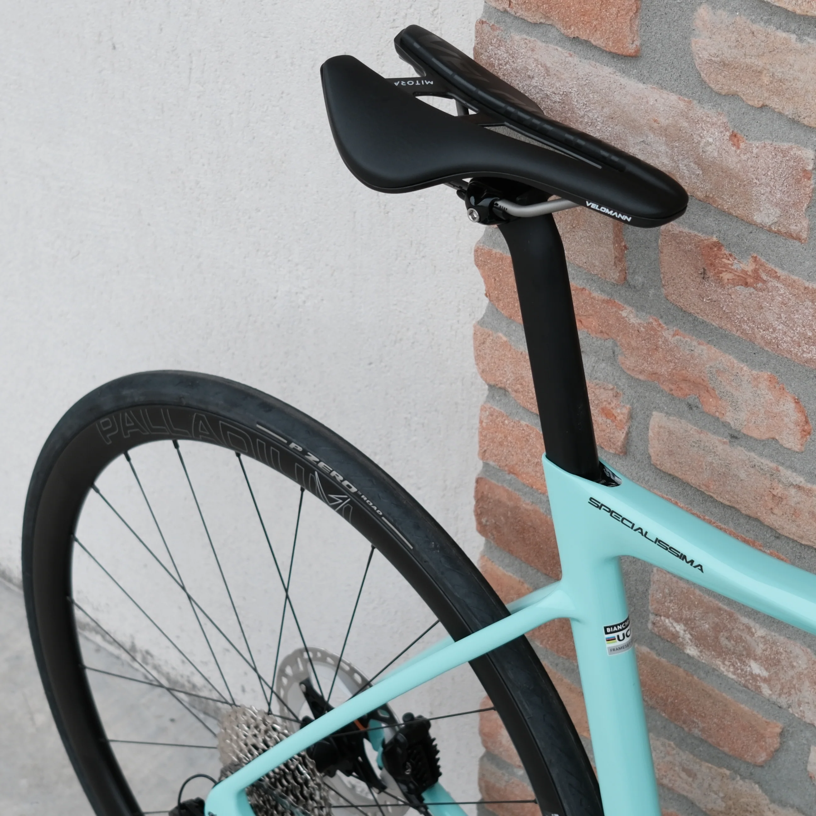 Bicicletta Bianchi Specialissima Comp 105 di2 12v - Celeste - Demo - Image 7