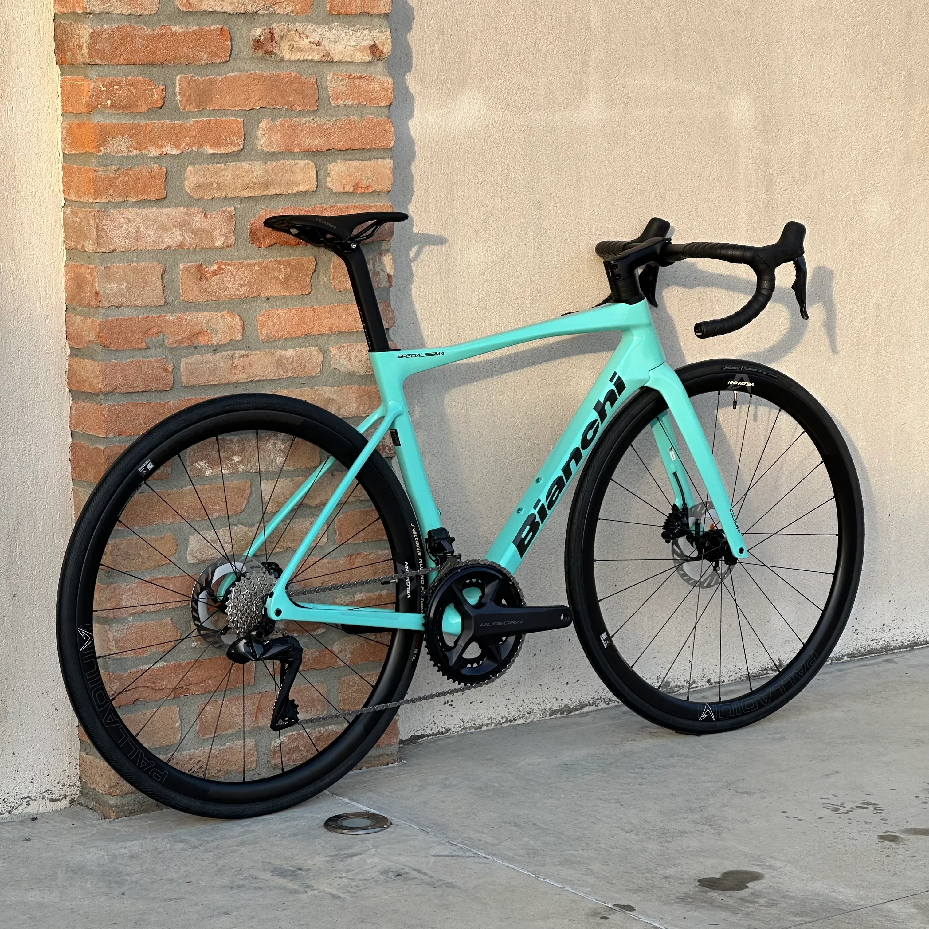 Bicicletta Bianchi Specialissima Comp Ultegra Di2 - Celeste - Demo - Image 3