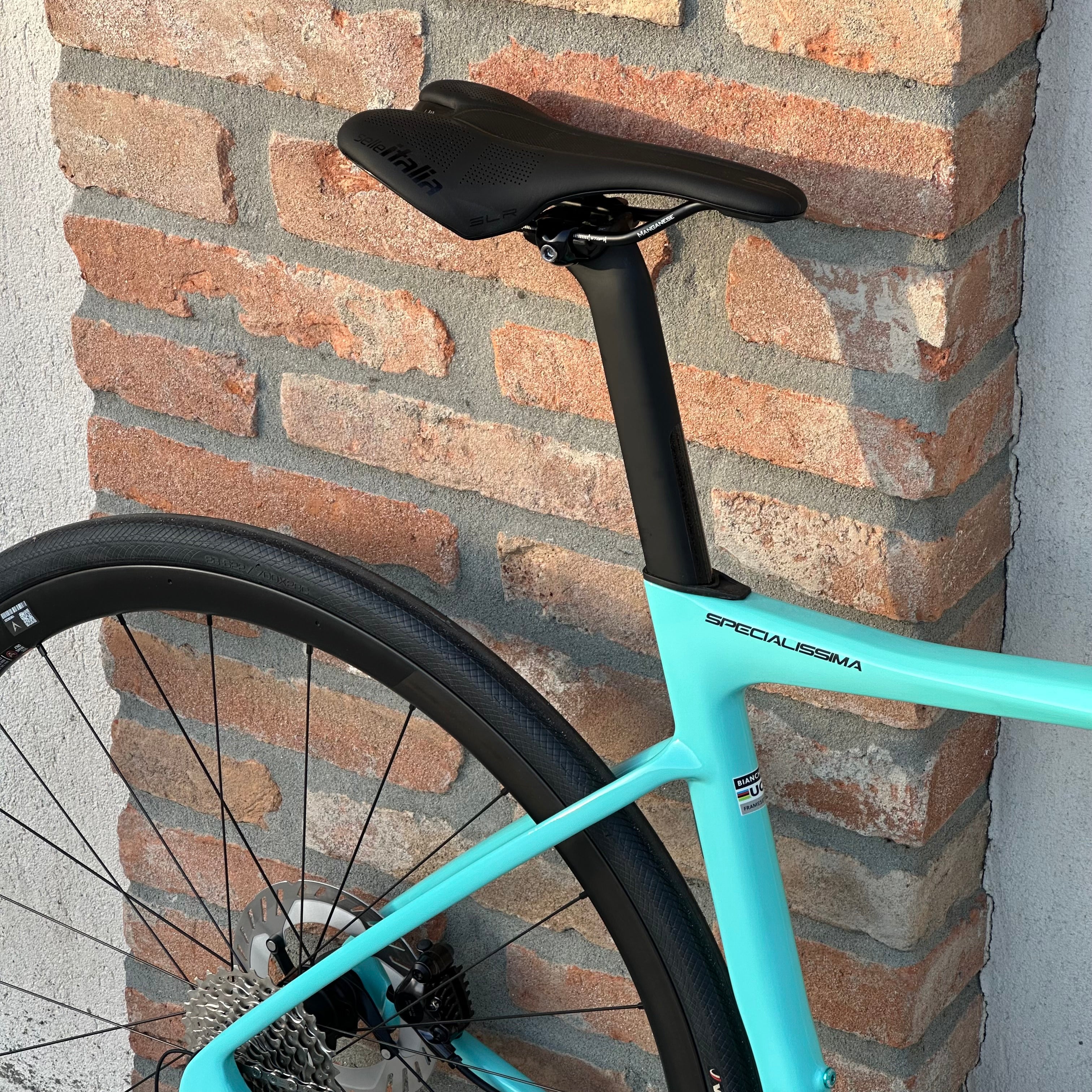 Bicicletta Bianchi Specialissima Comp Ultegra Di2 - Celeste - Demo - Image 7