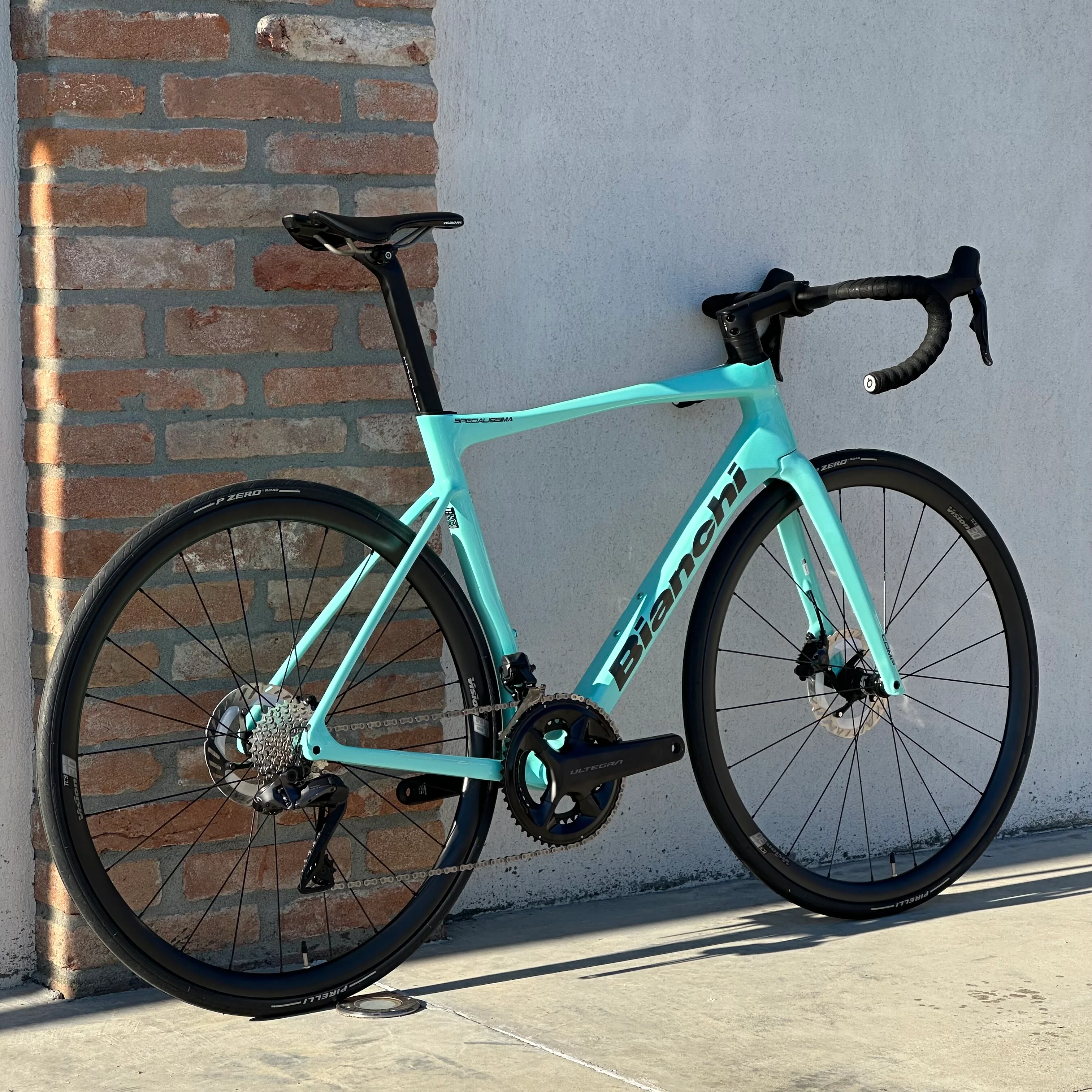 Bicicletta Bianchi Specialissima Comp Ultegra Di2 - Celeste - Demo - Image 3