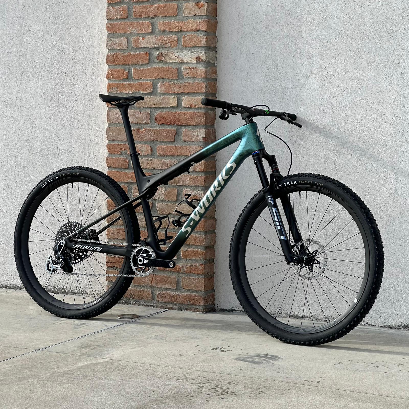 Bicicletta Specialized Epic WC 2023 - Satin Chameleon - MOD - Image 3