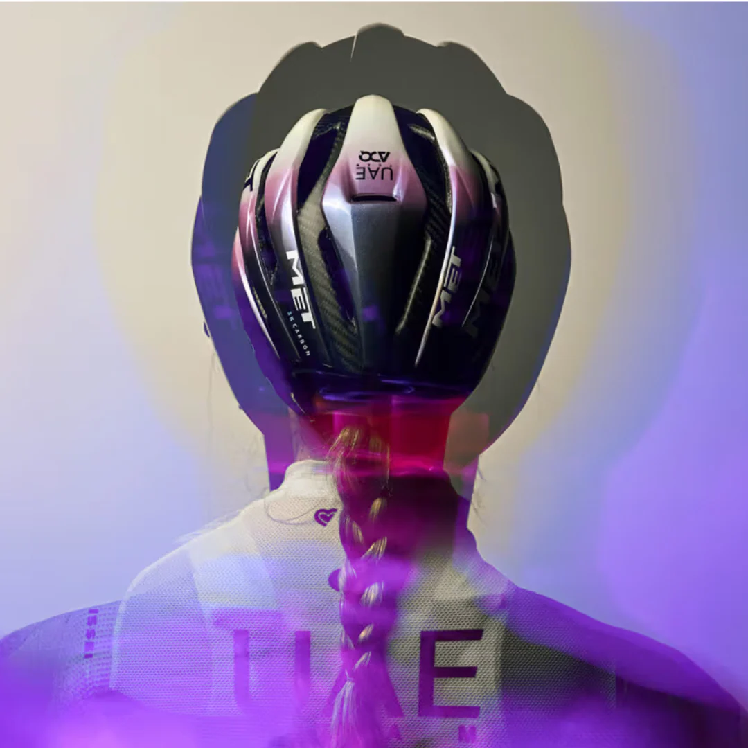 Casco MET Trenta 3K Carbon - UAE Team ADQ 2025 - Image 6