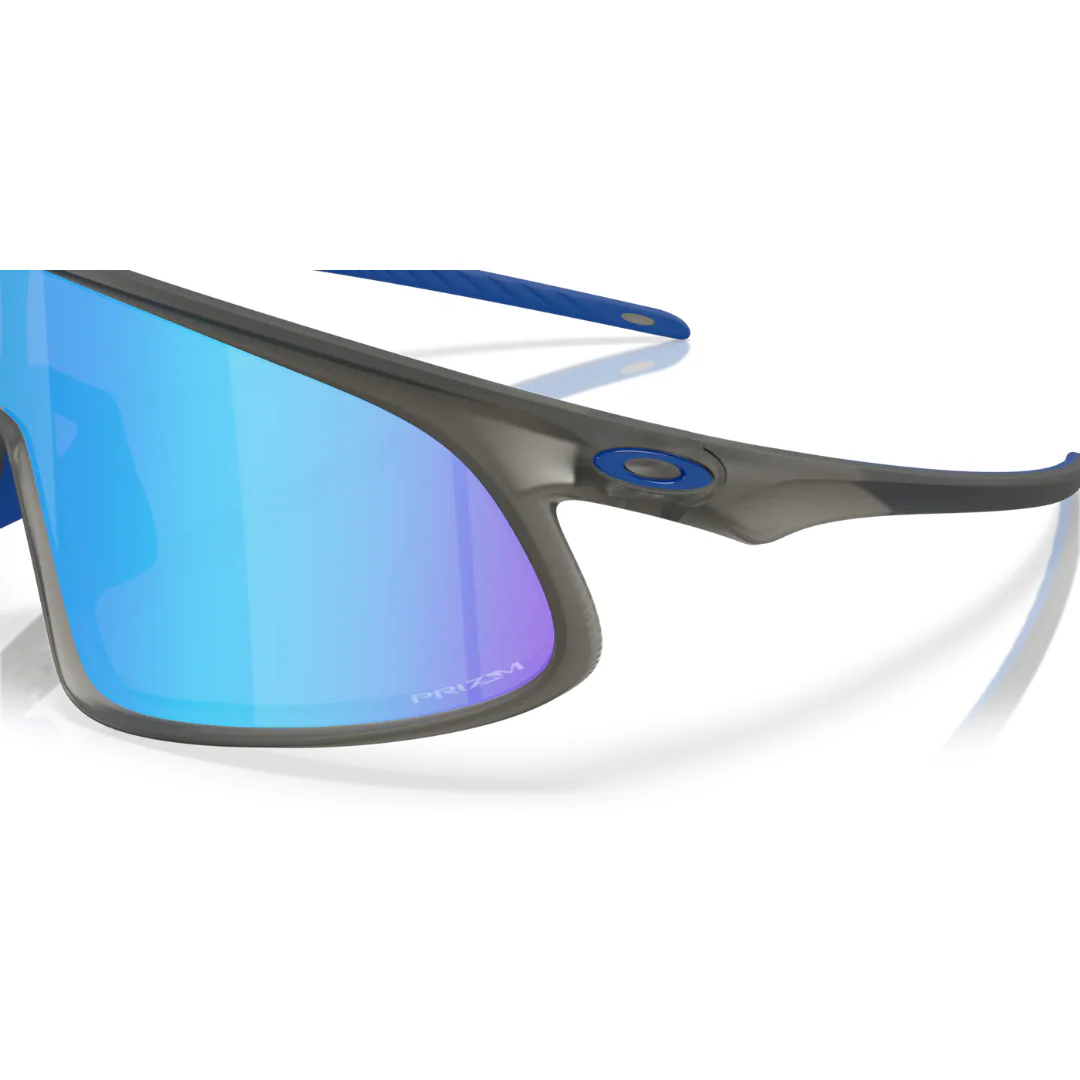 Occhiali Oakley RSLV - Matte Grey Smoke / Prizm Sapphire - Image 6