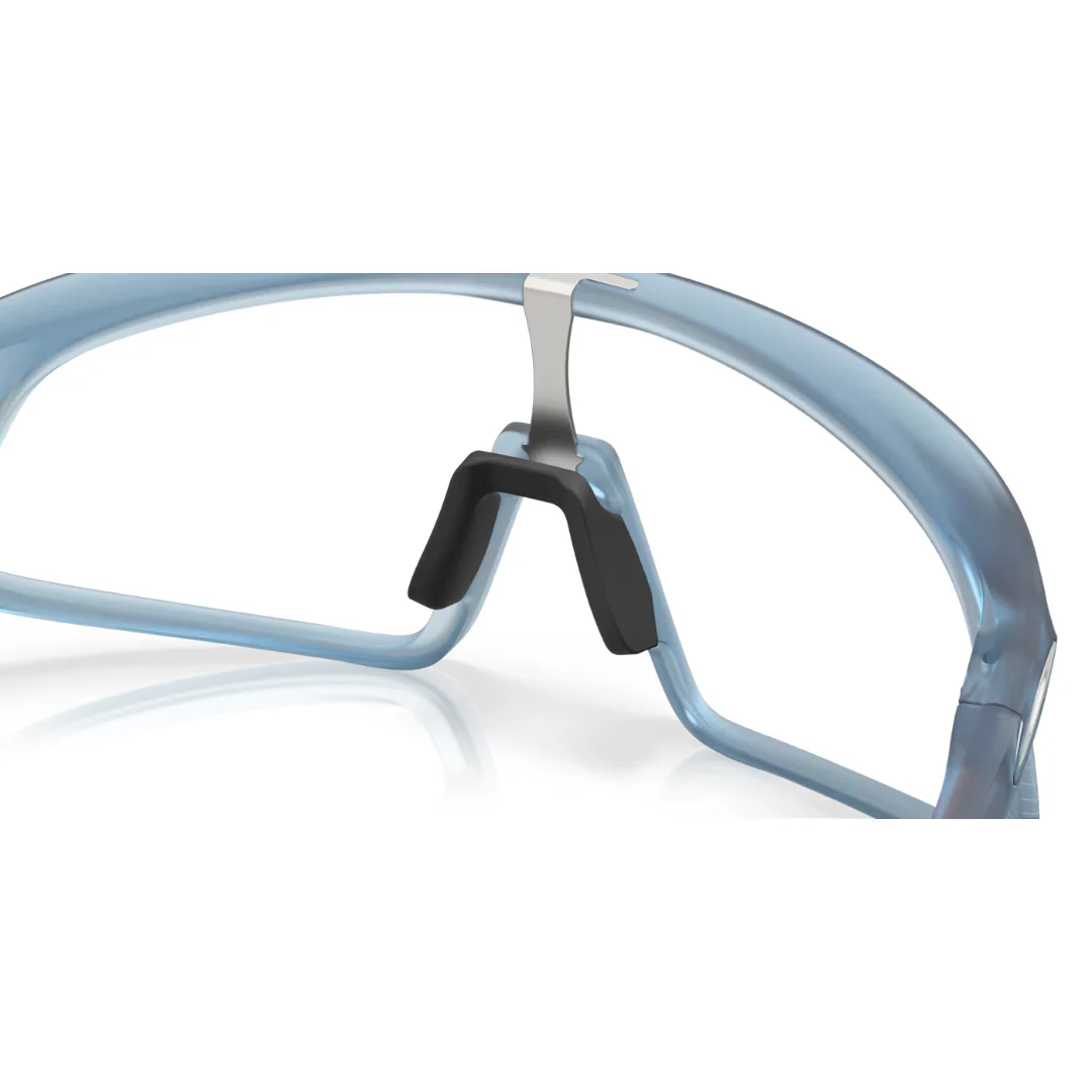 Occhiali Oakley RSLV - Matte Trans Stonewash / Photochromic - Image 6