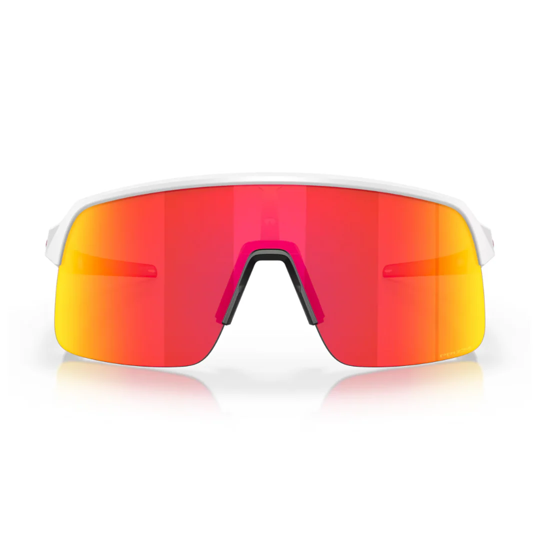 Occhiali Oakley Sutro Lite - Bianco Opaco / Prizm Ruby - Image 2