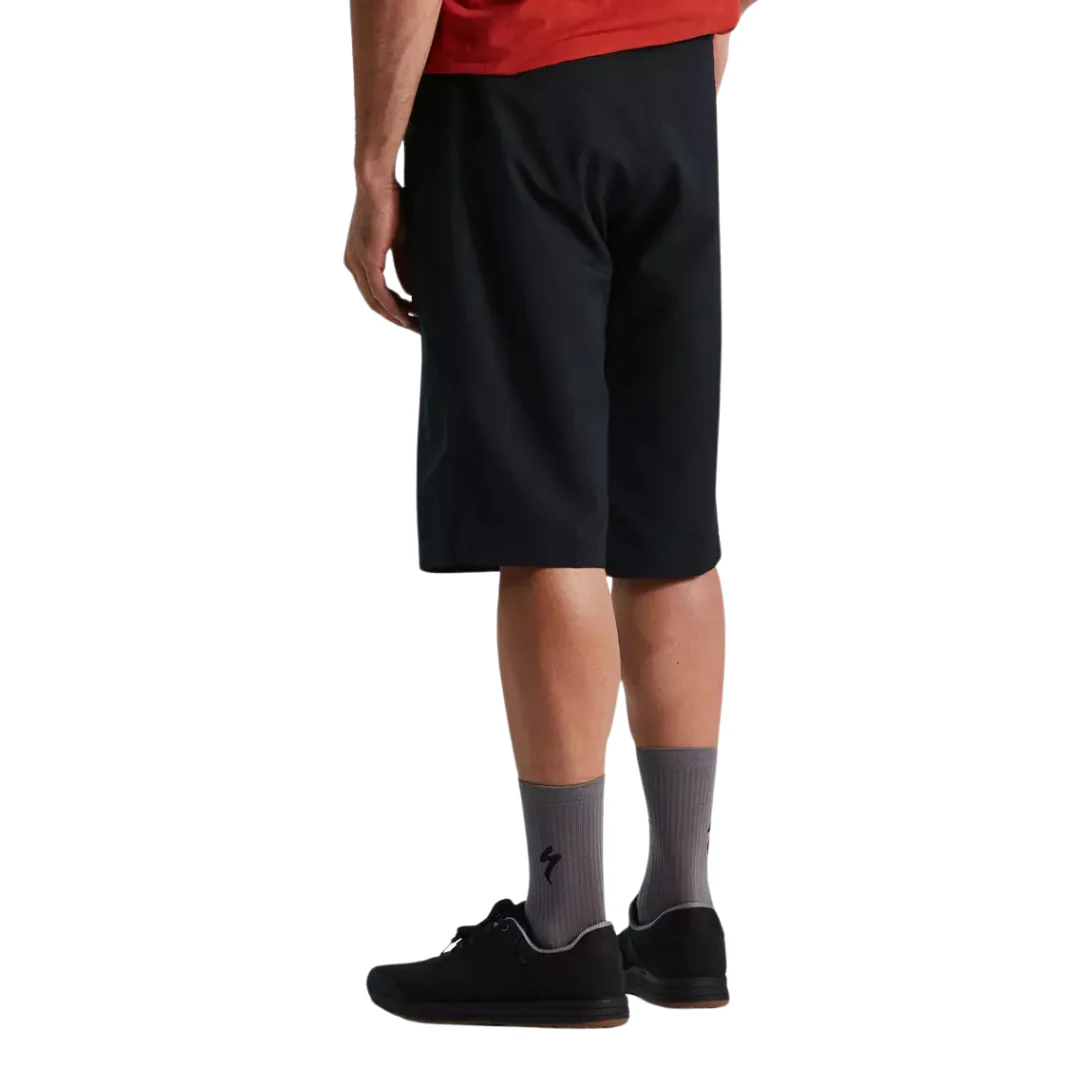 Pantaloncini Specialized Trail con Interno - Nero - Image 3